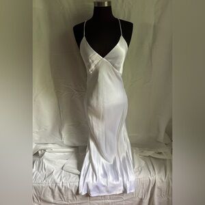 NWT Park & Fifth Davenport dress in white satin